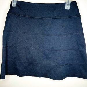 Athleta Black Knit Skirt Zippered Pockets XSP